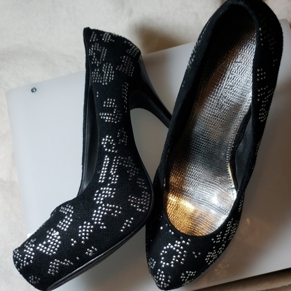 EUC Anne Michelle heels - Picture 1 of 7